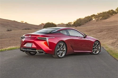 7. Lexus LC 2019 (giá khởi điểm: 92.200 USD).