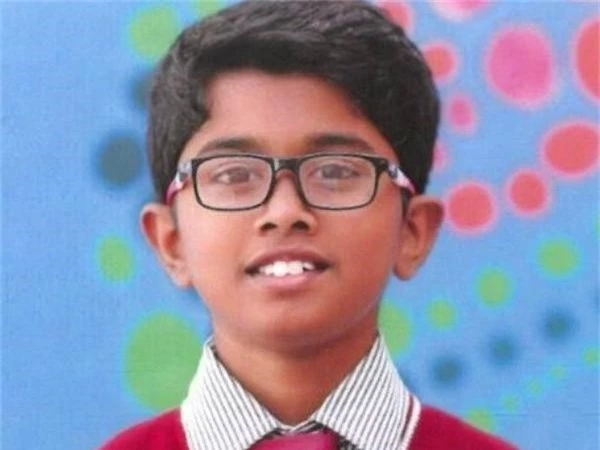 Aadithyan Rajesh làm quen với máy tính từ năm 5 tuổi và bắt đầu lập trình từ năm 9 tuổi