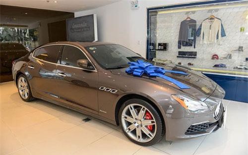 Cận cảnh siêu xe Maserati Quattroporte GranLusso của Á hậu Thúy Vân
