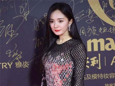 Dương Mịch đọ dáng cùng Angelababy