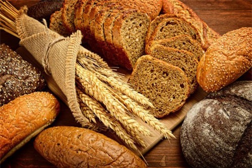 Mang thai đừng ăn bánh mì