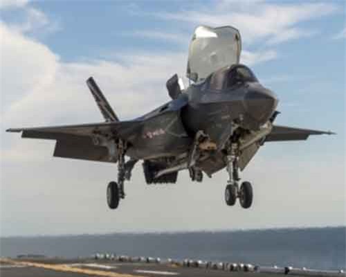 Nhật Bản sẽ chi mạnh cho khí tài quân sự để đối phó Nga và Trung Quốc