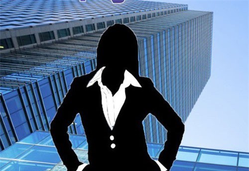 Chờ quyết sách từ nửa vòng trái đất, loạt nữ tỷ phú Việt mất “núi tiền”