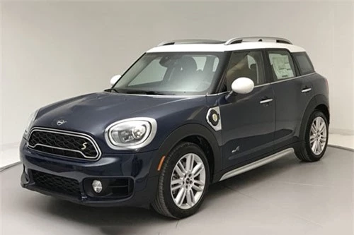 9. MINI Cooper SE Countryman All4 2019.