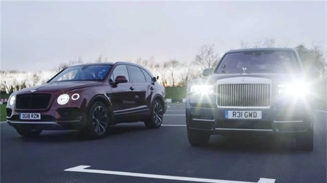 Rolls-Royce Cullinan vs Bentley Bentayga: Ai sẽ thắng trong cuộc đua drag?