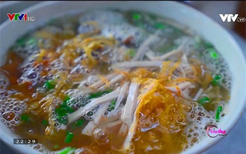 Thưởng thức bún thang lươn ngon trứ danh ở Hưng Yên