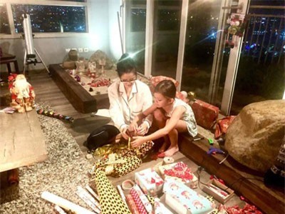 Thăm nhà 5 'nàng ngọc nữ' của làng giải trí Việt, chợt nhận ra Giáng sinh đã gần lắm rồi