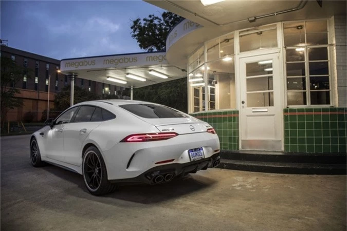 hinh anh chi tiet mercedes-amg gt 4 cua gia tu 136.000 usd hinh 4