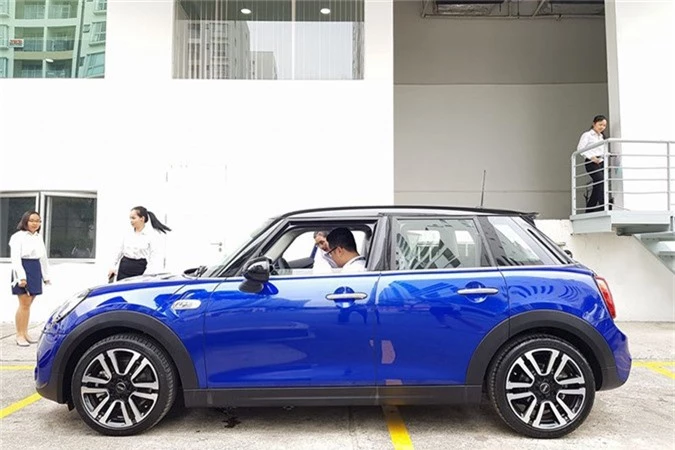 MINI Cooper S 2019 da co mat tai dai ly o Sai Gon-Hinh-2