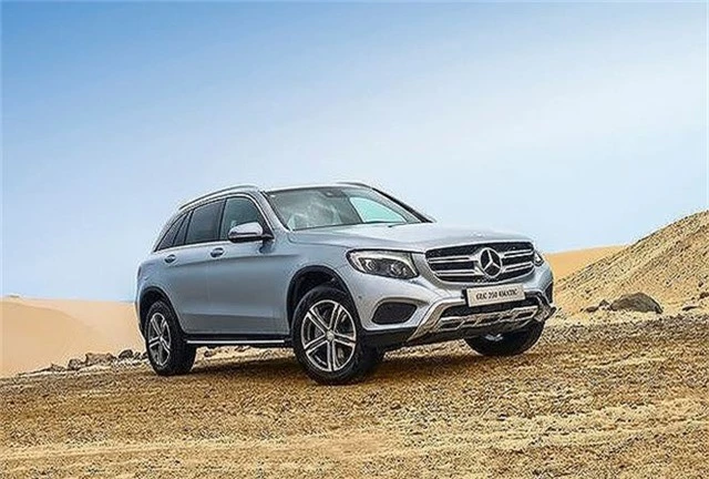 Mercedes-Benz Việt Nam triệu hồi gần 5.000 xe GLC vì lỗi đai an toàn - Ảnh 1.