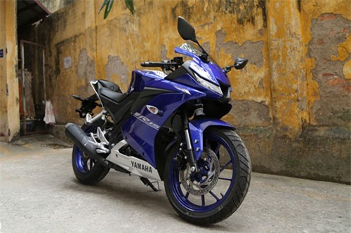Chi tiết Yamaha R15 vừa giảm giá 14 triệu tại Việt Nam