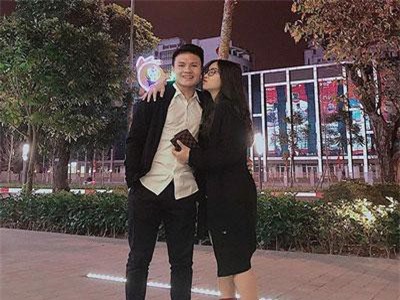 Tuyển thủ hậu vô địch AFF Cup: Người bí mật hẹn hò, người dính nghi án trục trặc