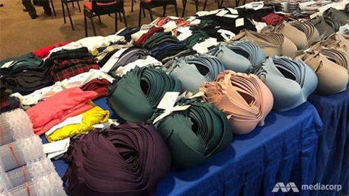 4 người Việt bị ngồi tù ở Singapore vì lấy cắp hơn 1.400 món hàng