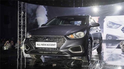 Cận cảnh Hyundai Accent 2019, giá bán từ 321 triệu đồng