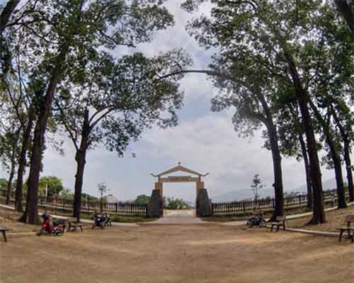 Ngẩn ngơ ngắm nhà thờ Công giáo đặc biệt bậc nhất Việt Nam