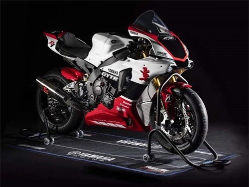 Yamaha YZF-R1 GYTR 2019.