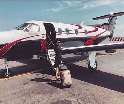 Những thú 'đốt tiền' của hội con nhà giàu Thủ đô Mexico