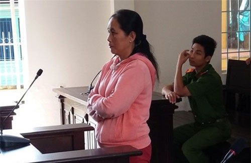 Lấy tên “ma” chiếm đoạt gần 400 triệu đồng tiền hụi