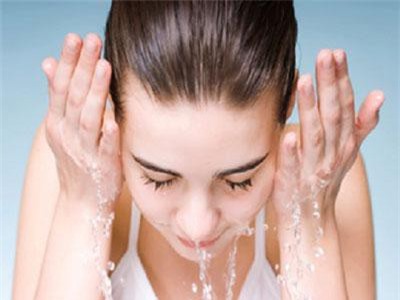 Những sản phẩm an toàn nhưng có thể làm hại da mặt