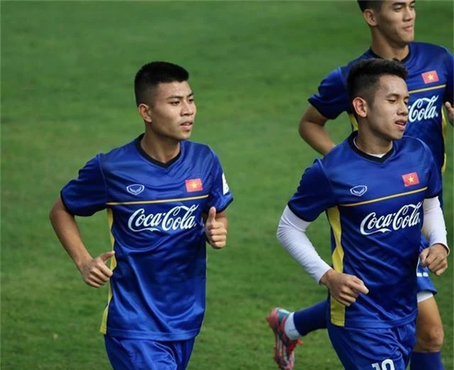 Đội tuyển Việt Nam hăng say tập luyện sau chức vô địch AFF Cup 2018 - Ảnh 10.