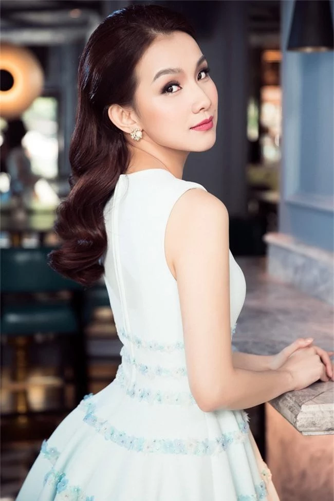 Hoa hậu Thùy Lâm khiến công chúng ngưỡng mộ với vẻ đẹp không góc chết sau 10 năm thi Hoa Hậu Hoàn Vũ - Ảnh 6.