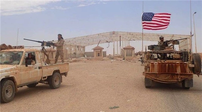 Mỹ xây căn cứ mới ở Syria giữa lúc ông Trump thông báo rút quân - Ảnh 1.