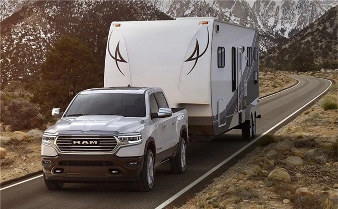 Ngắm bán tải Ram 1500 Laramie Longhorn sang như xe Volvo ảnh 9