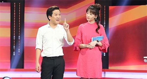 Trường Giang cá 50 triệu nếu Hari Won dẫn được một mình: Cái kết bất ngờ