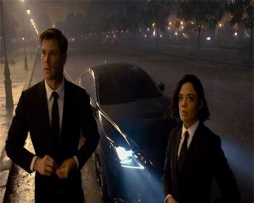 Men in Black 4: Các vị thần Asgard hóa đặc vụ áo đen