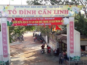Tên trộm lẻn vào chùa đập 12 hòm công đức ăn cắp tiền
