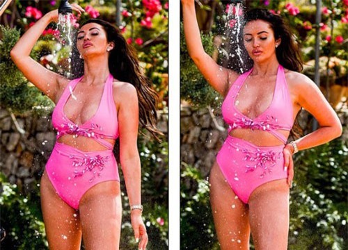 Charlotte Dawson bốc lửa với áo tắm