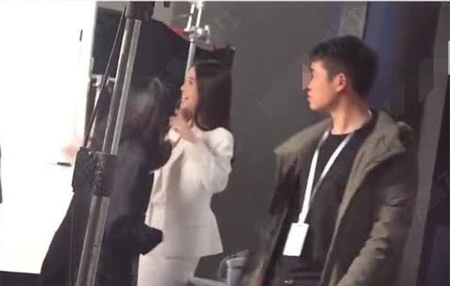 Angelababy nhận được vô số lời khen ngợi vì hành động cực đáng yêu dành cho con trai 2 tuổi