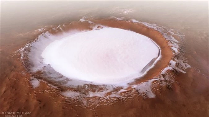 Cận cảnh hồ băng khổng lồ trên Sao Hỏa - Ảnh 1.