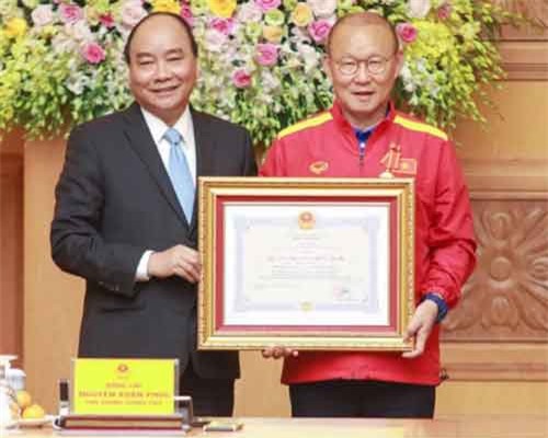 HLV Park Hang-seo đặt mục tiêu cùng ĐT Việt Nam... vô địch châu Á