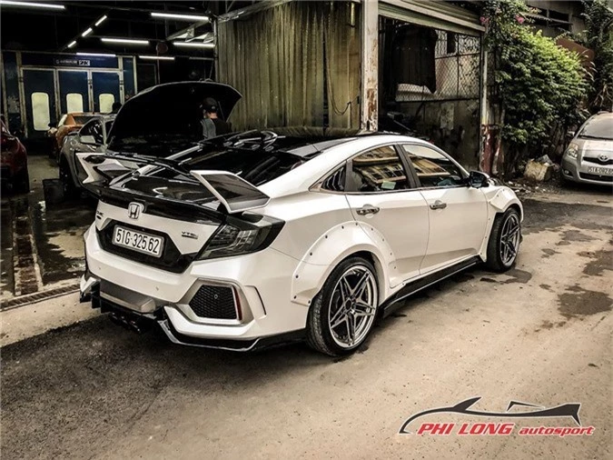 Honda Civic độ widebody cực ngầu ra lò từ PhiLong Autosport ảnh 5