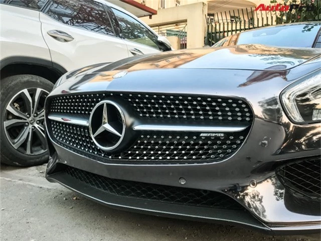 Mercedes-AMG GT S màu đỏ độc nhất Việt Nam đổi diện mạo, tái xuất tại Hà Nội - Ảnh 7.