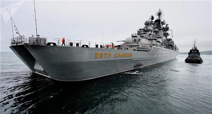 Tàu tuần dương khủng của Nga phóng ngư lôi biết bay tiêu diệt mục tiêu - Ảnh 2.