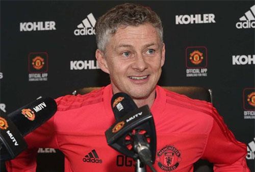 Lịch phát sóng bóng đá cuối tuần: Chờ tân HLV M.U khoe tài