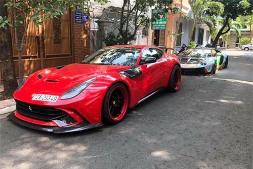 Siêu xe Ferrari F12 Berlinetta hơn 20 tỷ lăn bánh tại Vũng Tàu