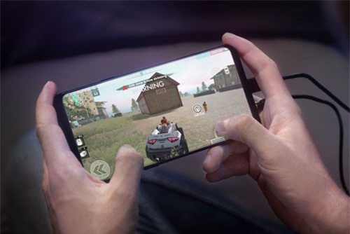 Asus mang smartphone dành cho game thủ với cấu hình “khủng” về Việt Nam