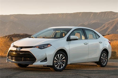 Không chỉ Việt Nam, cả thế giới cũng đang cuồng xe sedan của Nhật Bản