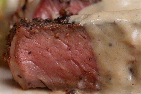 Clip: Làm bít tết kiểu Pháp siêu nhanh mà vẫn ngon bất ngờ