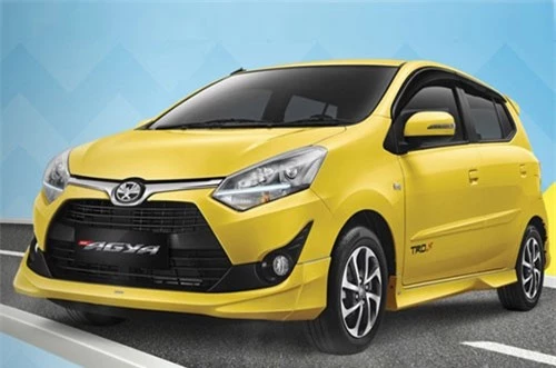 1. Toyota (doanh số: 30.534 chiếc).