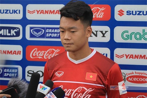 Tân binh ĐTVN: 'Tôi có thể thay thế Đình Trọng ở Asian Cup 2019'