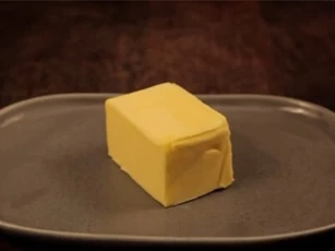 Clip: Mẹo làm mềm bơ nhanh chóng không cần đun nóng