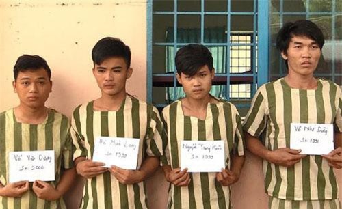 Chồng rủ bạn 'tra tấn' vợ vì đăng ảnh chụp với người khác