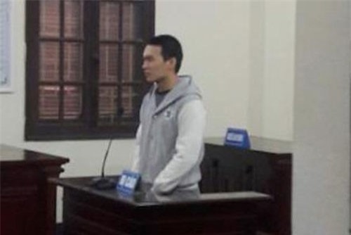 Hải Phòng: Xấu hổ vì bị bạn trai cũ gửi clip nóng, cô gái uống thuốc chuột tự tử