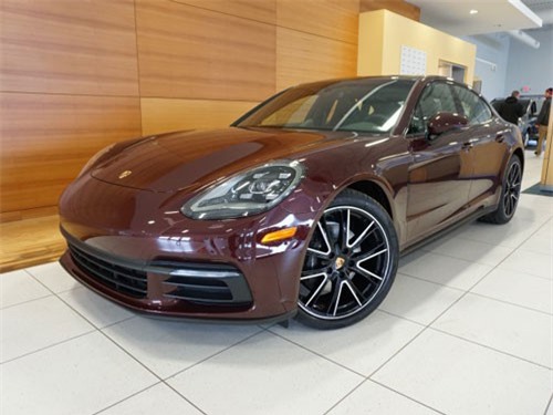 74.585 chiếc Porsche Panamera bị triệu hồi trên toàn thế giới