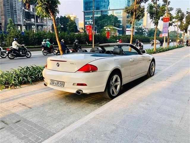 Sau 12 năm, siêu phẩm BMW 650i Cabriolet chỉ đắt hơn Toyota Altis gần 50 triệu đồng - Ảnh 3.