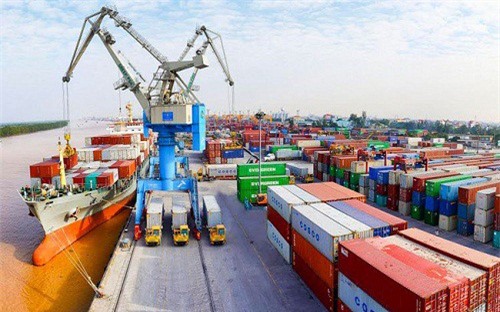 Cán cân thương mại nửa đầu tháng 12/2018 thâm hụt 541 triệu USD